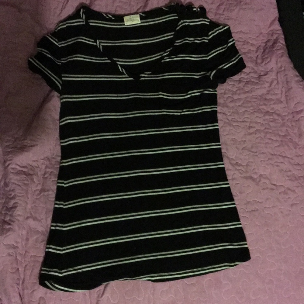 Tee